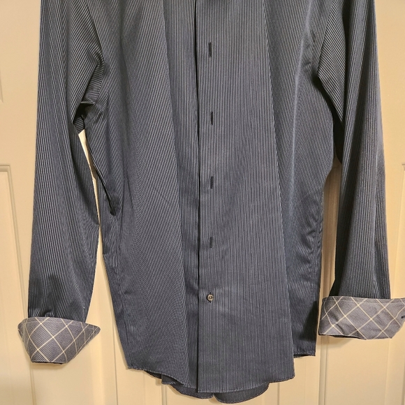 Egara Non-Iron Shirt - Picture 4 of 6